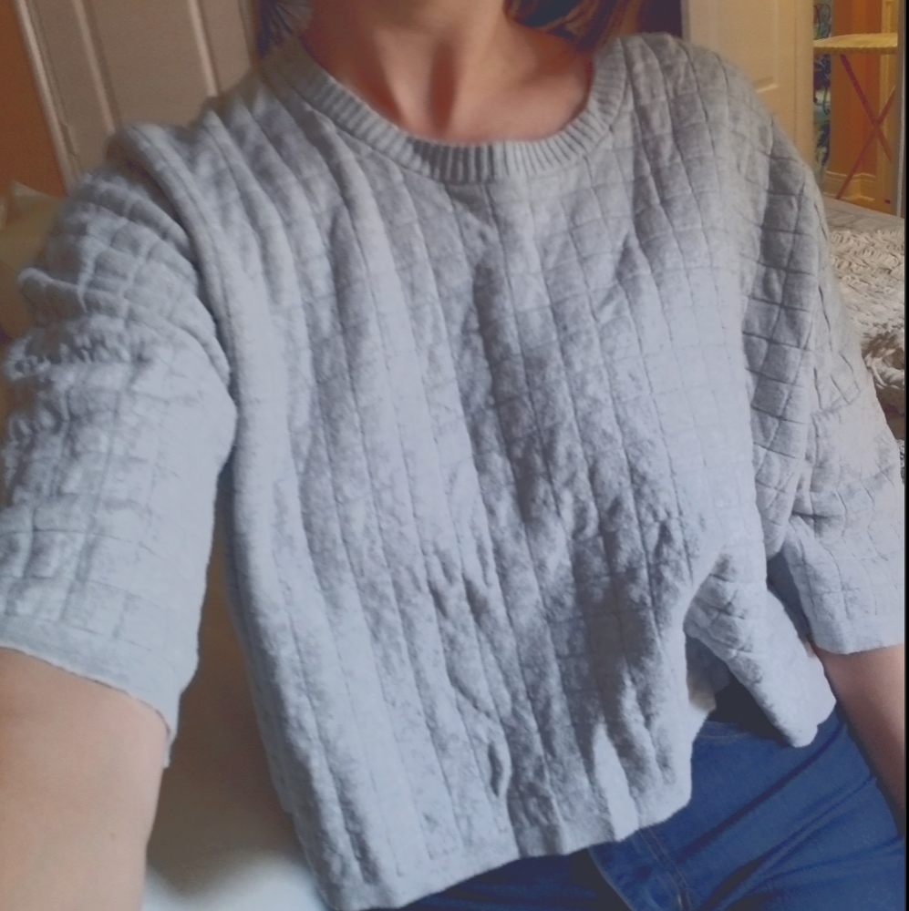French Connection Gray Cropped Sweater